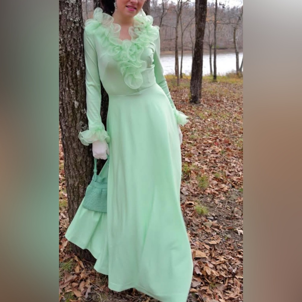 Vintage mint green dramatic chiffon ruffle maxi dress evening cocktail